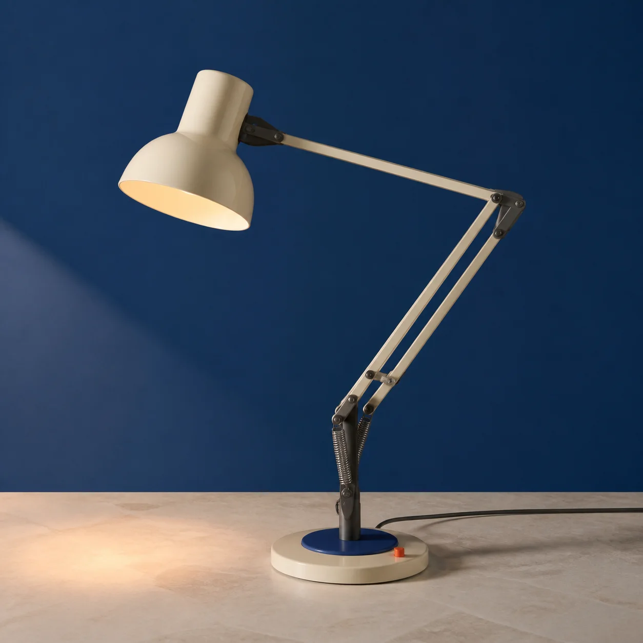 Synthetic public desk lamp